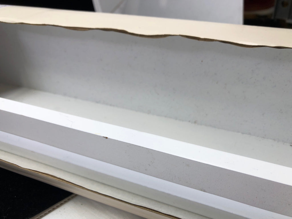 NIP WHITE FLOATING WALL SHELF.