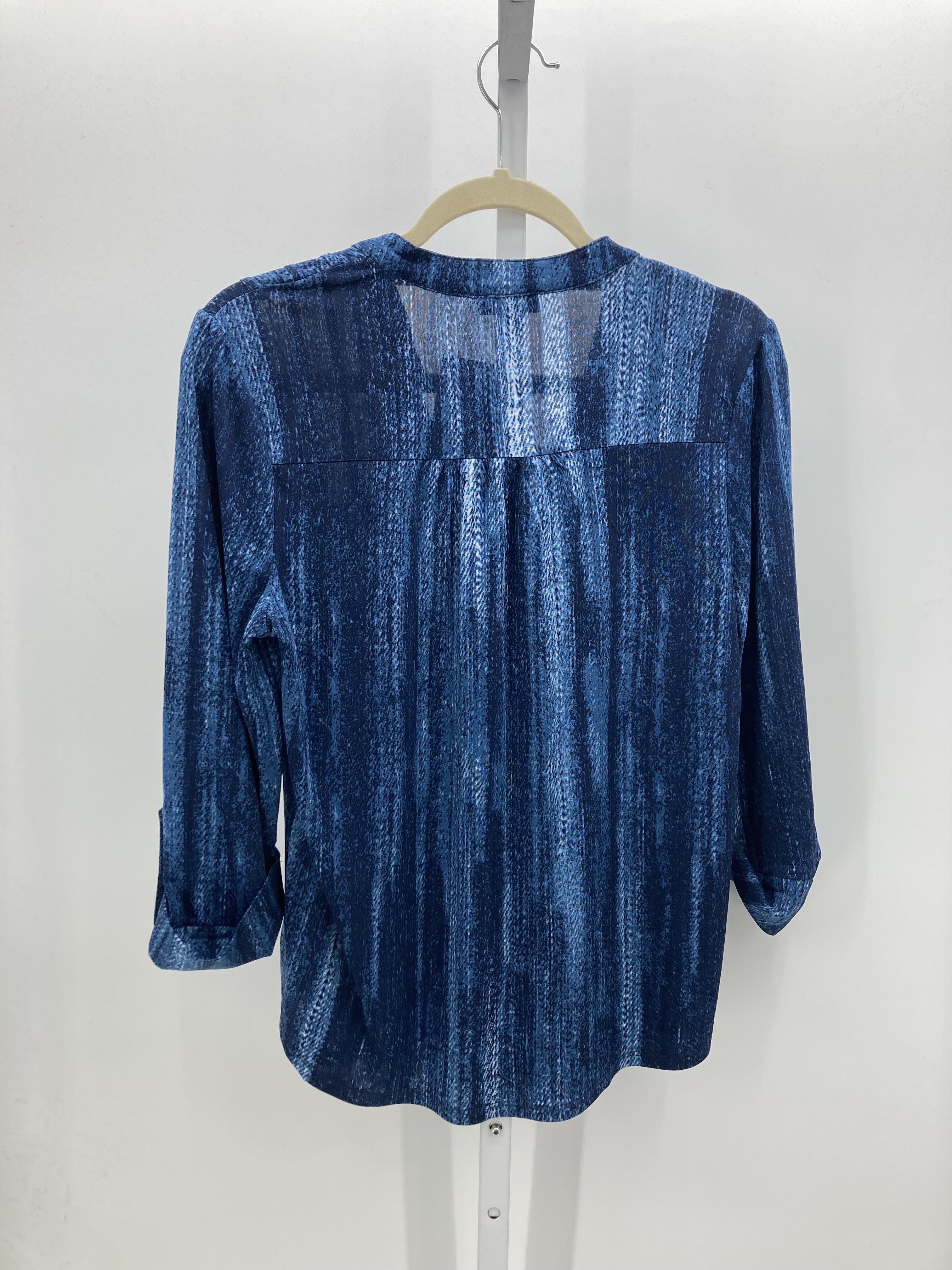 Size Medium Petite Petite 3/4 Sleeve Shirt