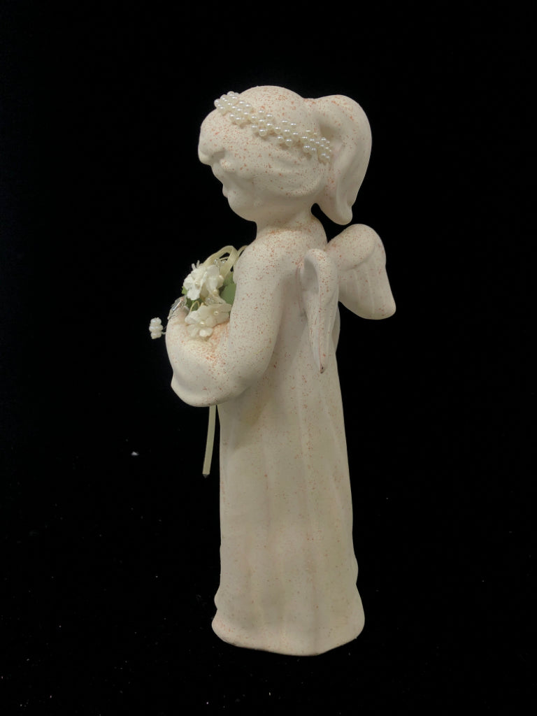 CREAM CERAMIC ANGEL/W LIGHT UP FLOWERS.