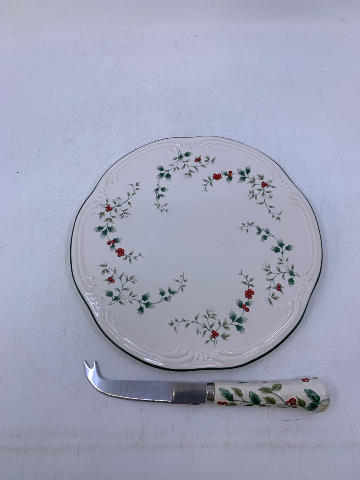 NIB CHEESE TRAY W/ SLICER WINTERBERRY PFALTGRAFF.