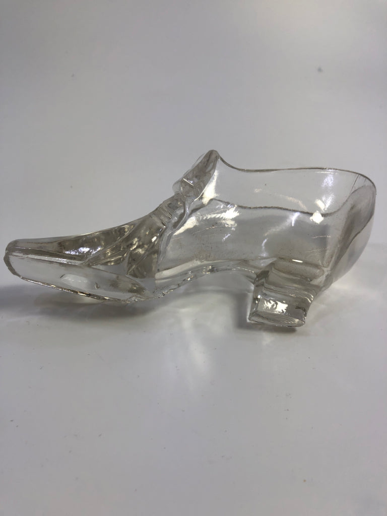 VTG CLEAR GLASS SLIPPER-GILLINDER & SONS.