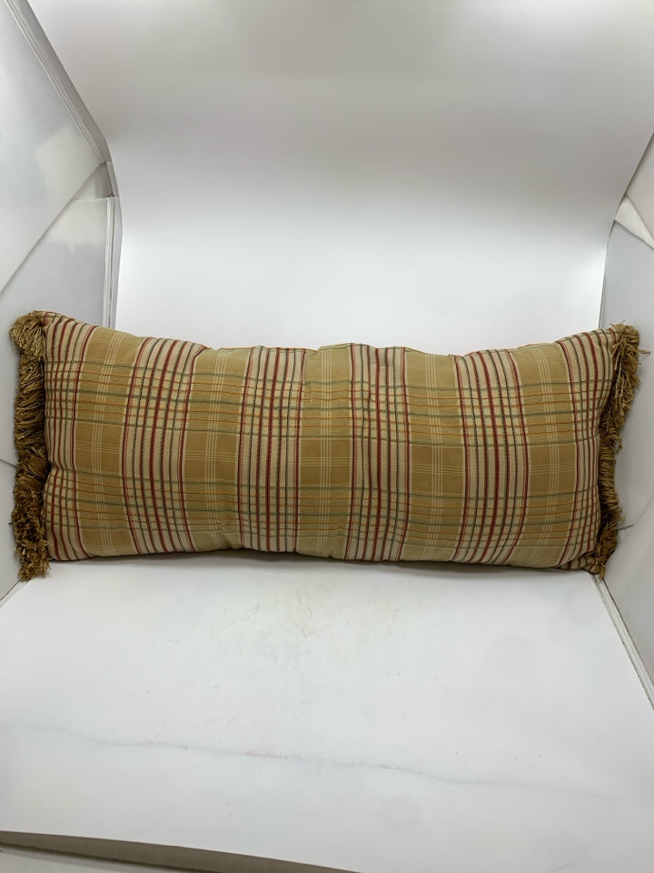 BEIGE & RED PLAID PILLOW W/FRINGE.