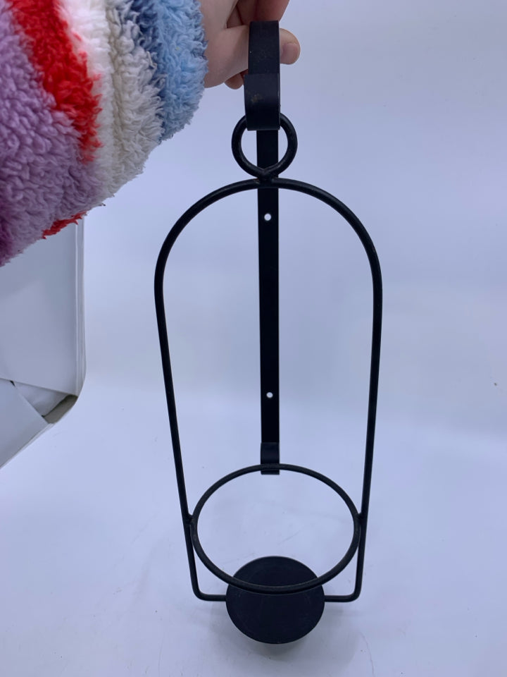 METAL JAR CANDLE HOLDER + WALL HOOK.