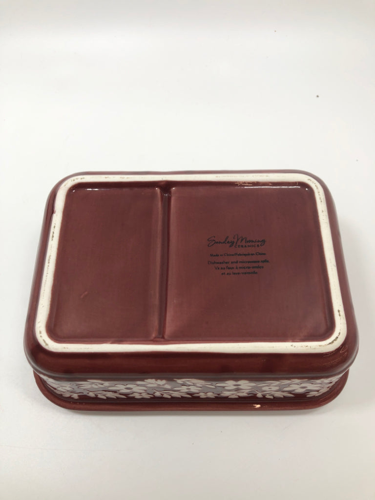 SMALL CERAMIC LUNCH CONTAINER.