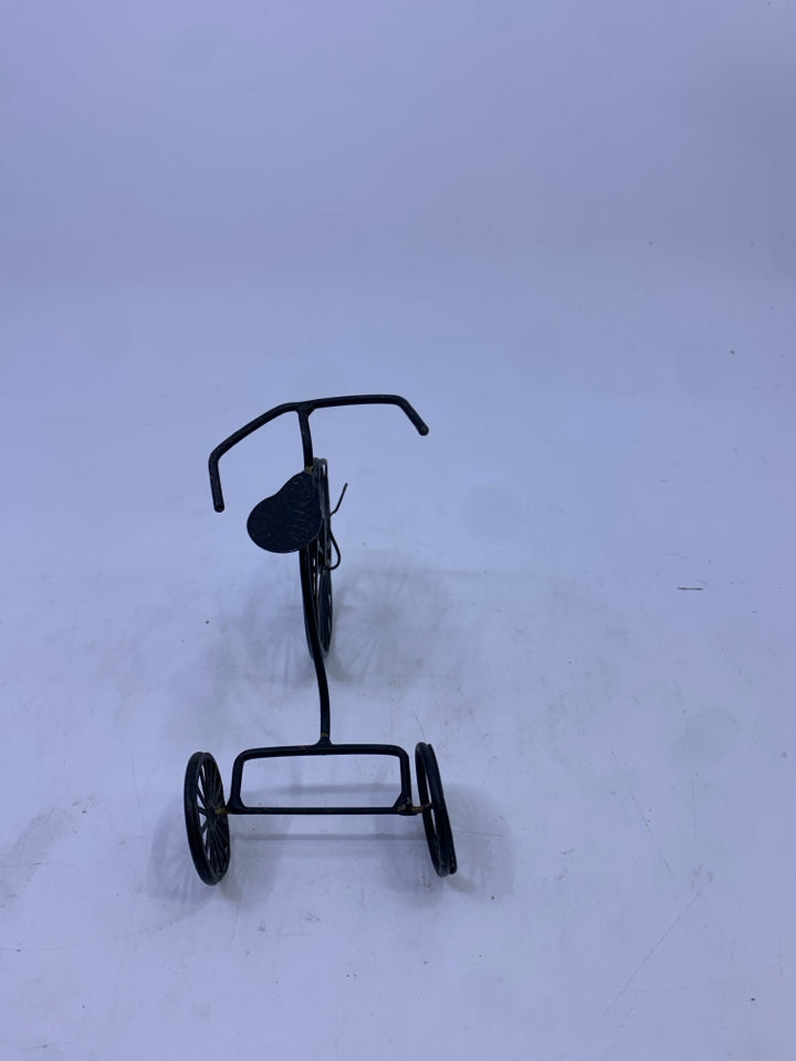 SMALL DECORATIVE BIKE.