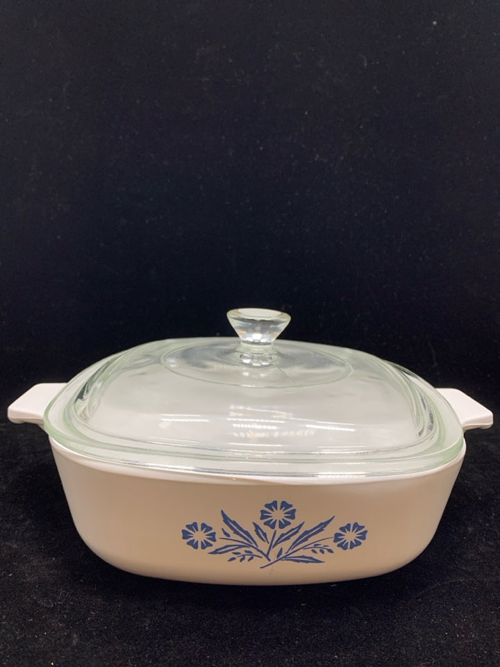 CORNING WARE BLUE FLOWER CASSEROLE DISH W/LID.