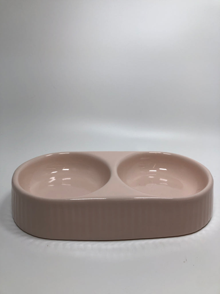 PINK 2-SECTION CERAMIC PET BOWL.