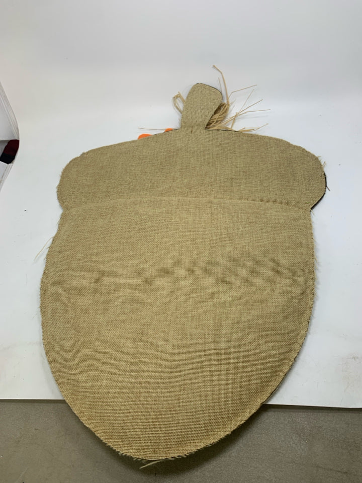 FABRIC "J" ACORN.