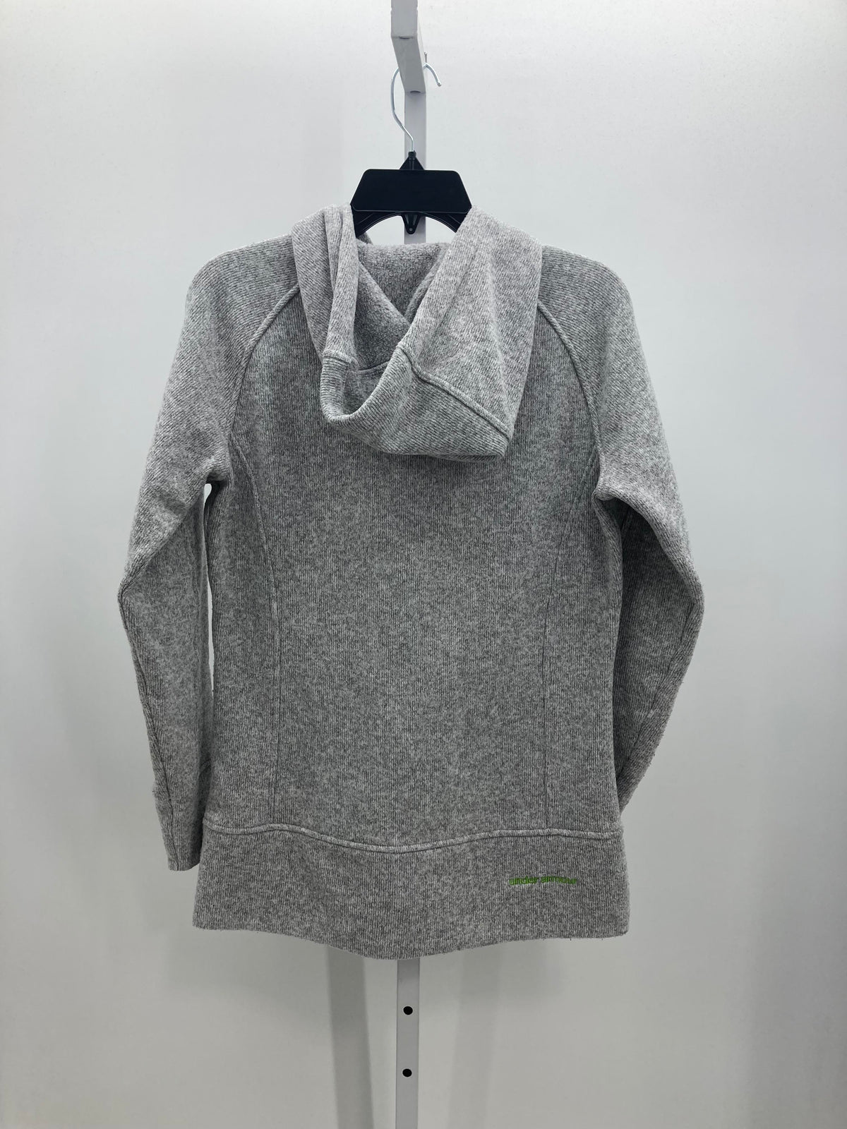 Under Armour Size Medium Misses Long Sleeve Shirt