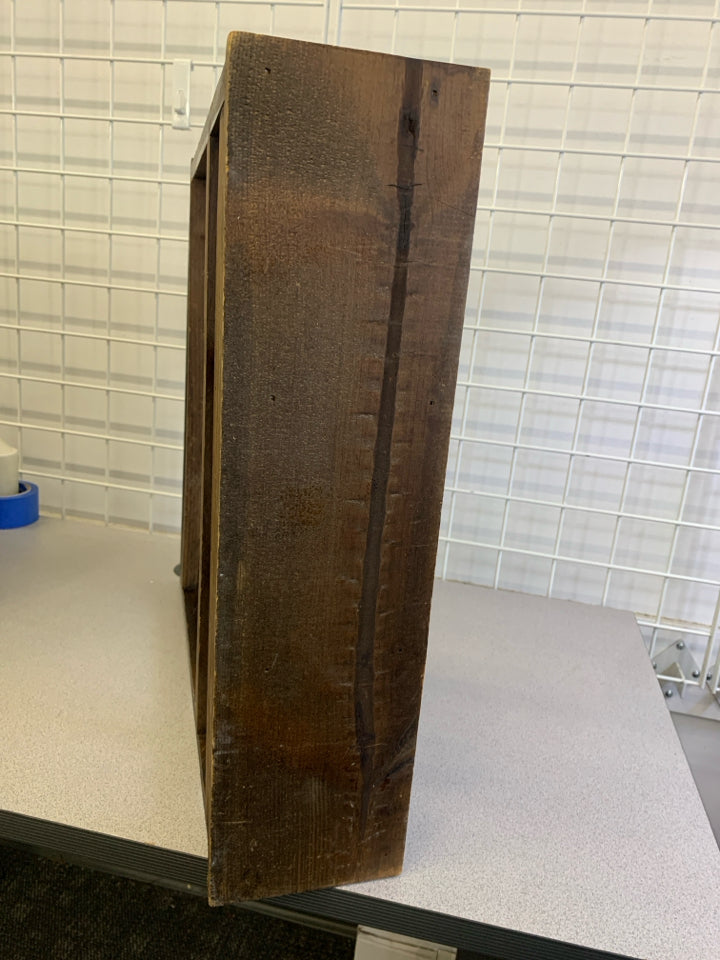 VTG WOOD WINE RACK W/6 BOTTLE HANGING SPOTS.