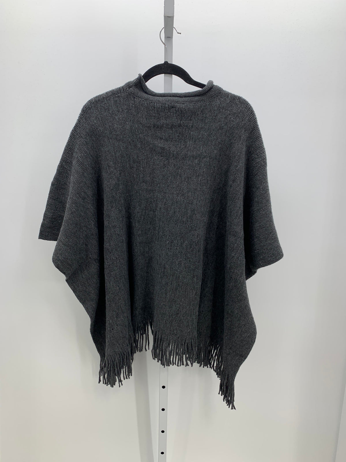 Mia & Tess Size Medium Misses Poncho