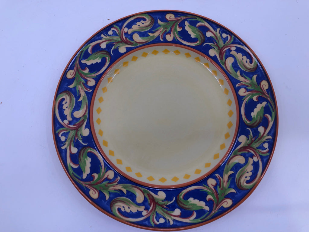 16PC SVC 4- VILLA DELLA LUNA DISH SET W/BOOK.