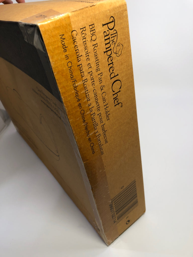 NIB PAMPERED CHEF BBQ ROASTING PAN & CAN HOLDER.
