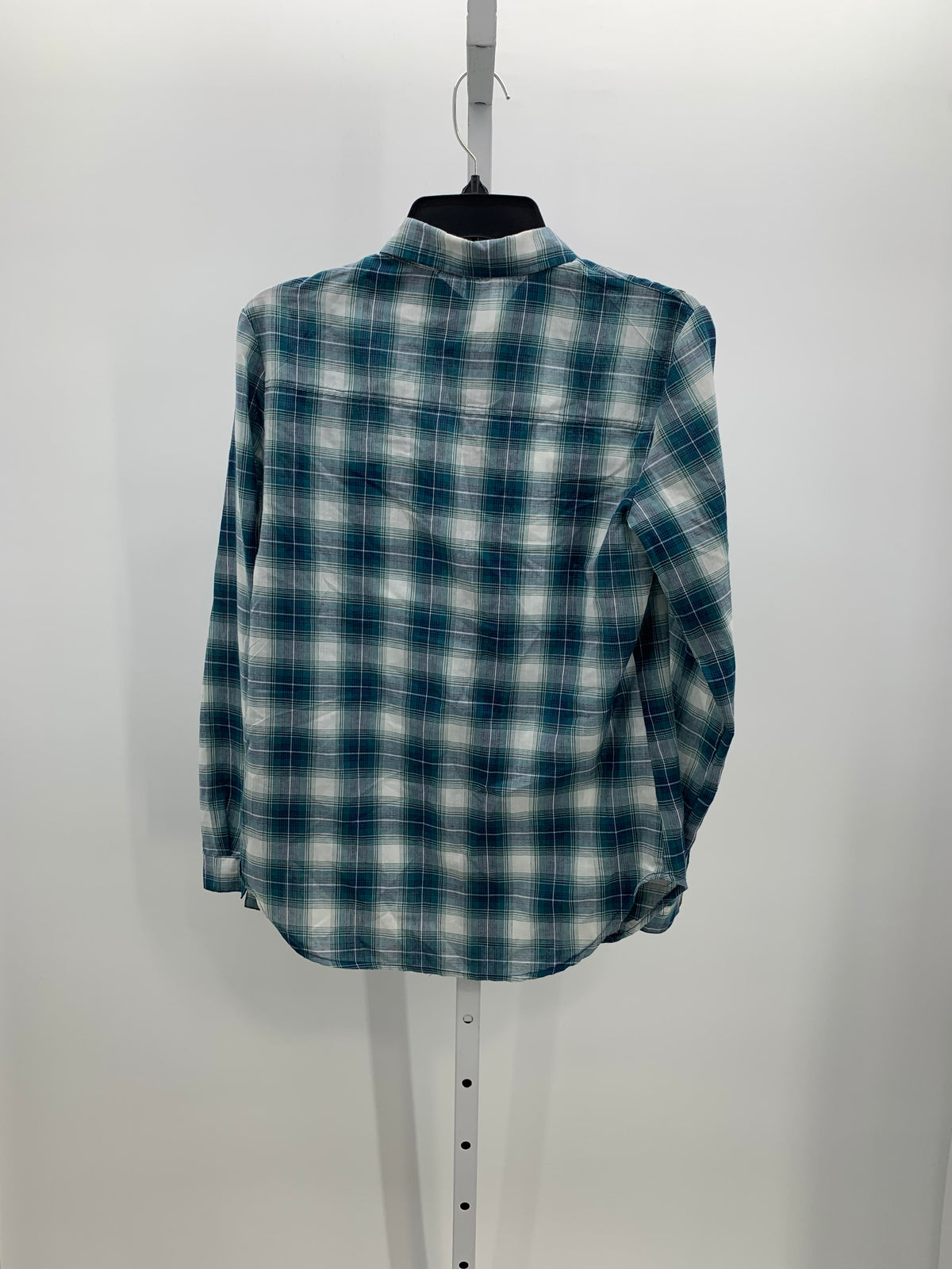 Dream Out Loud Size Medium Juniors Long Sleeve Shirt