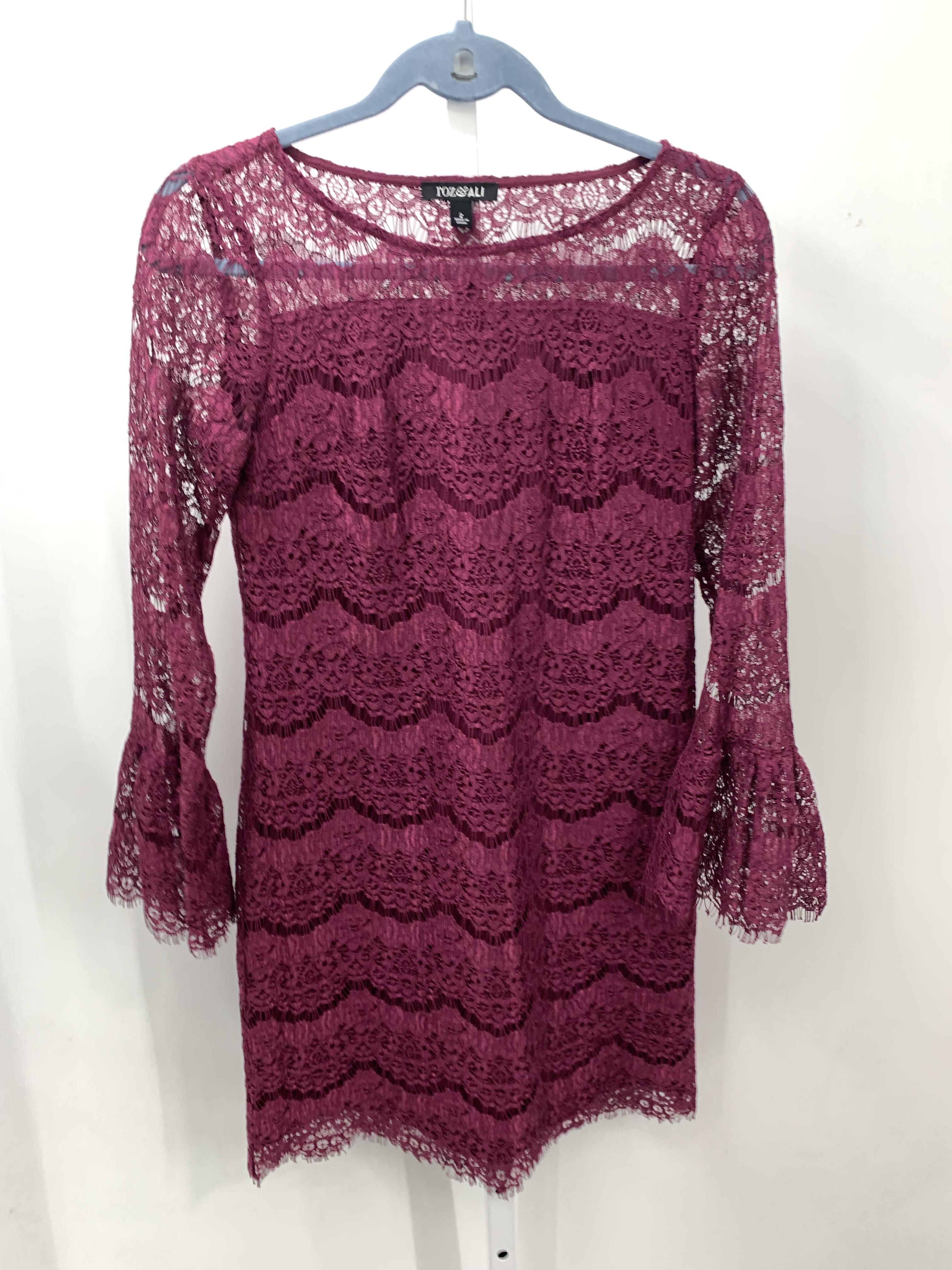 Roz & Ali Size 2 Misses Long Sleeve Dress