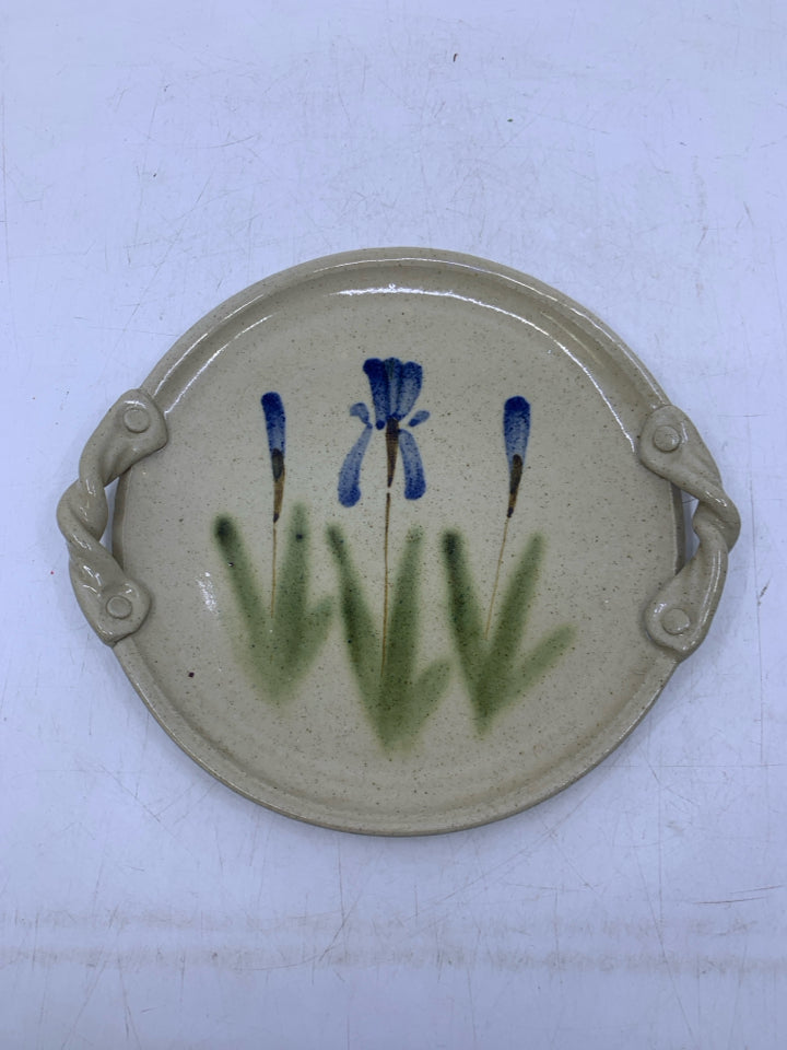 BLUE IRIS FLOWERS SERVER.