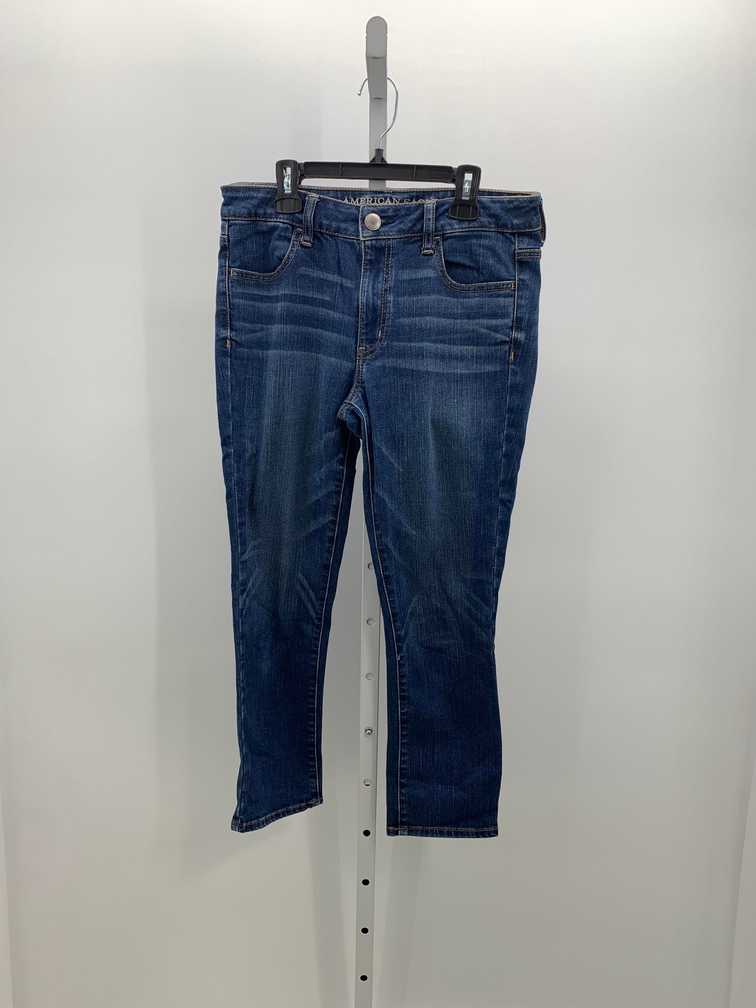 American Eagle Size 8 Juniors Cropped