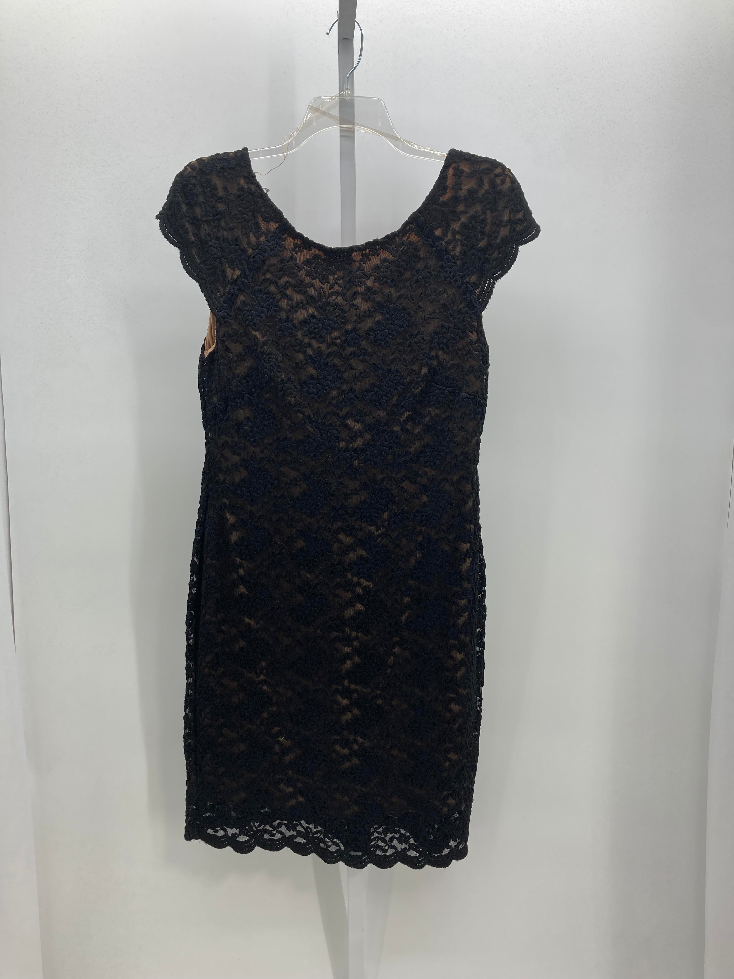 db Size 16 Misses Short Sleeve Dress