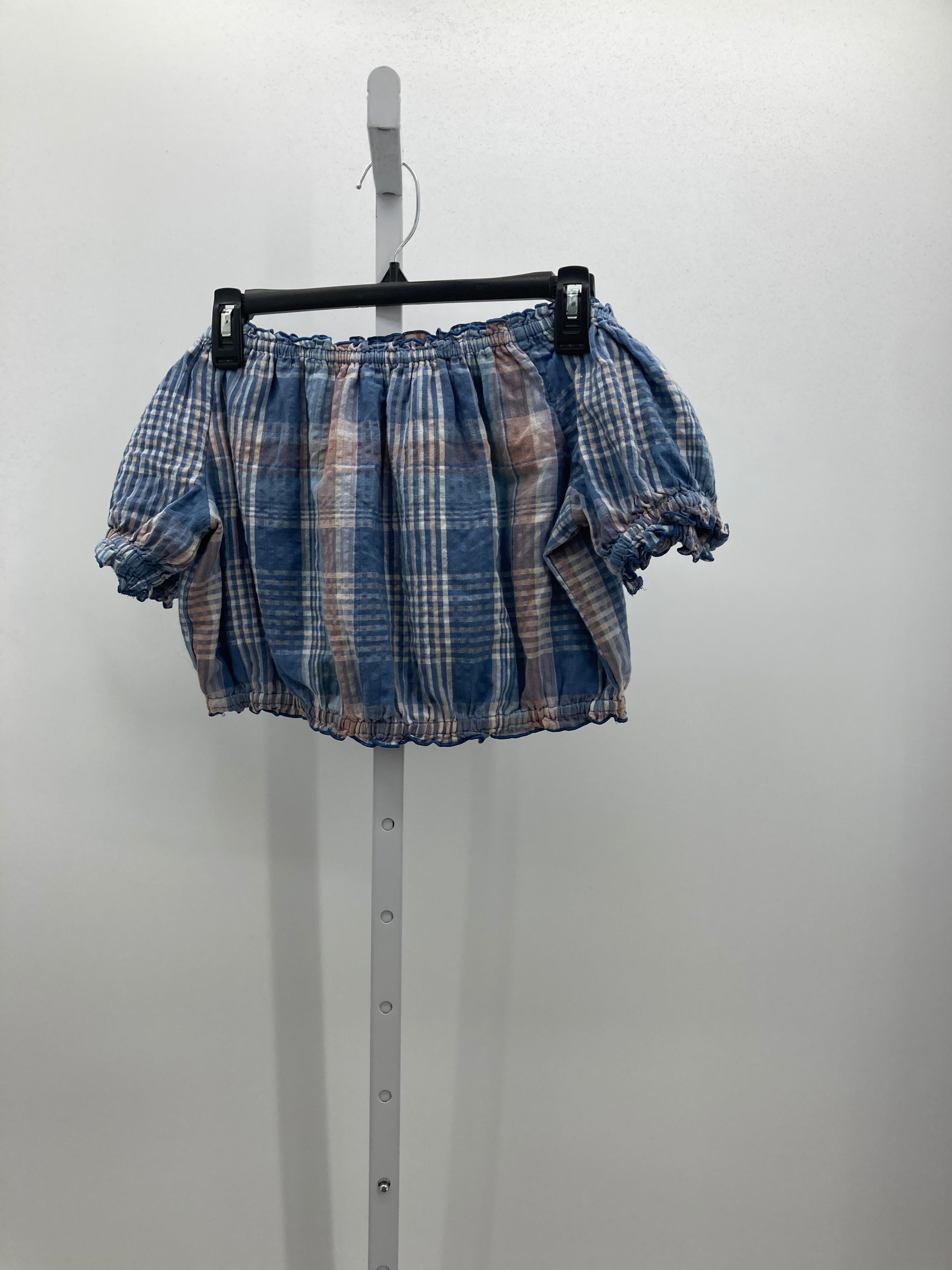 American Eagle Size Medium Juniors Short Sleeve Shirt