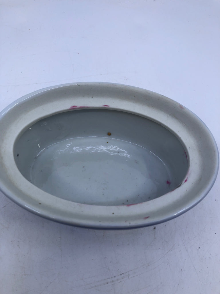 CERAMIC DARK BLUE/GREEN PINK ROSTER OVAL DISH W/COVER.