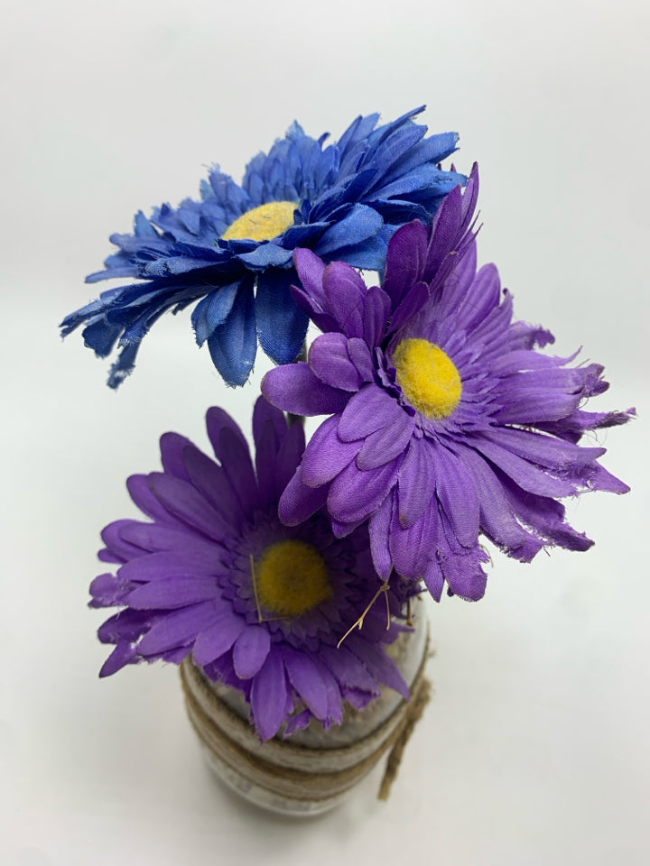 BLUE/PURPLE HYDRANGEA IN LACE WRAPPED GLASS JAR.