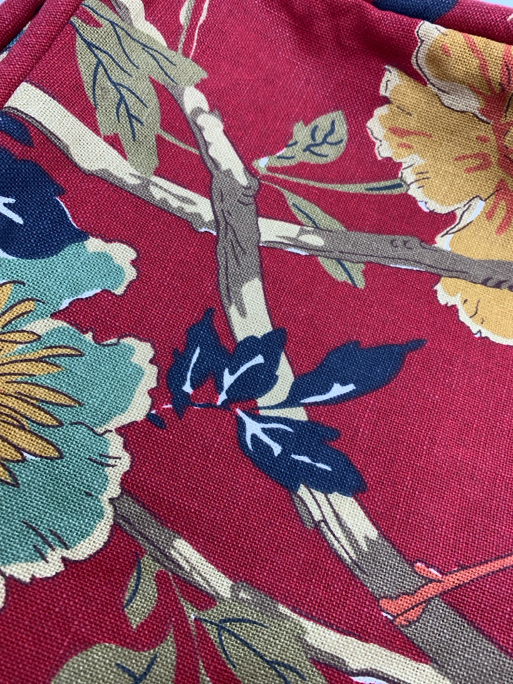 PILLOW COVER W/BIRDS & FLORAL MOTIF.