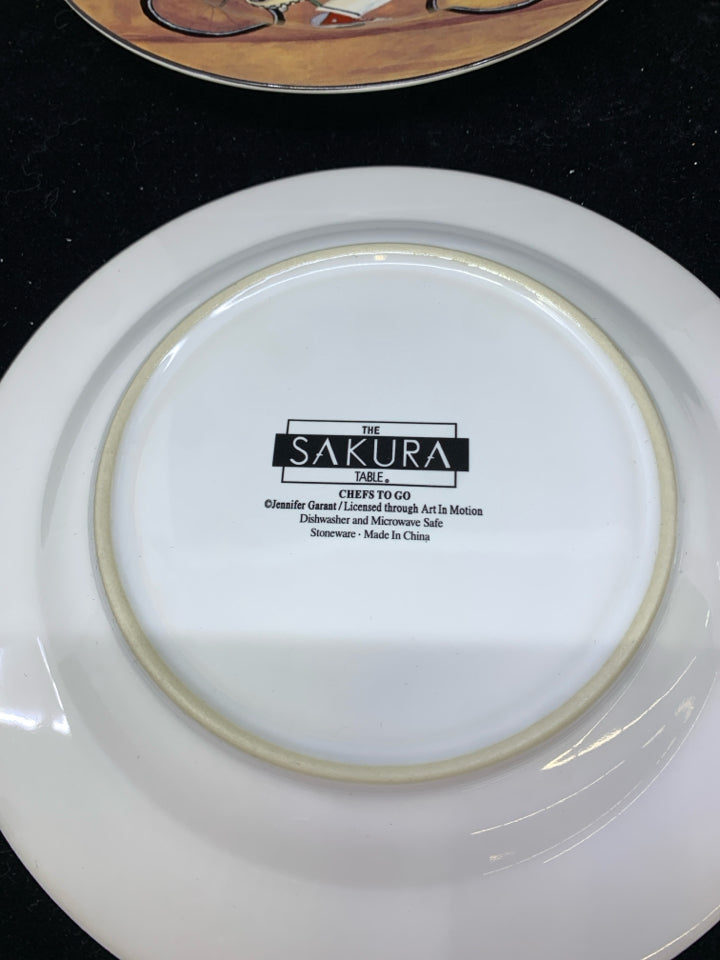 4 CHEFS TOGO SALAD/DESSERT PLATES.