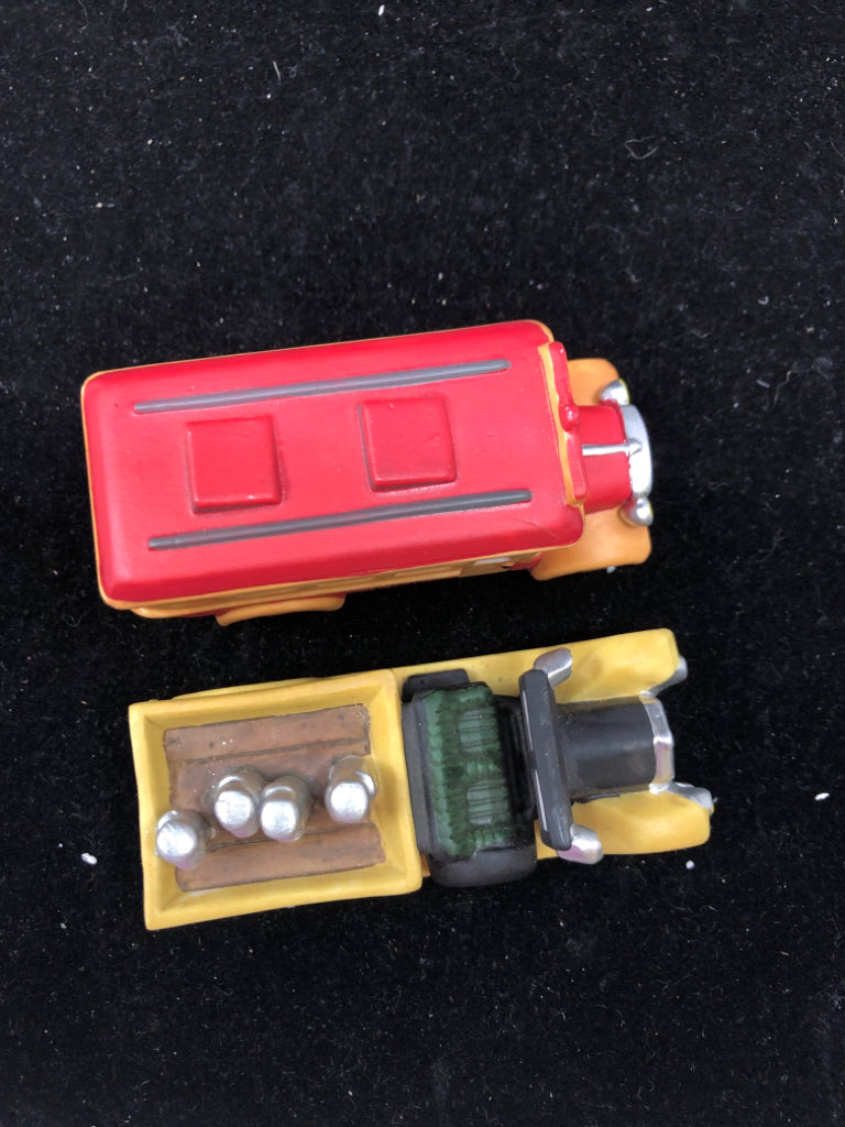 2 TRANSPORT CITY BUS/CITY DAIRY TRUCK HERITAGE VILLAGE ACCESSORIES.