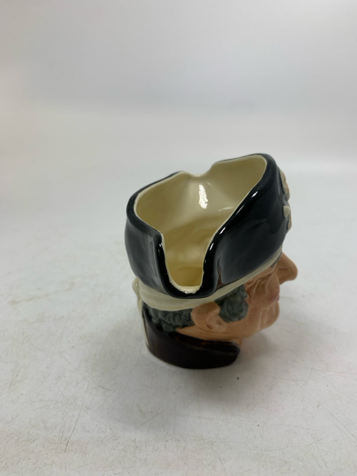 VTG LONG JOHN SILVER CREAMER.