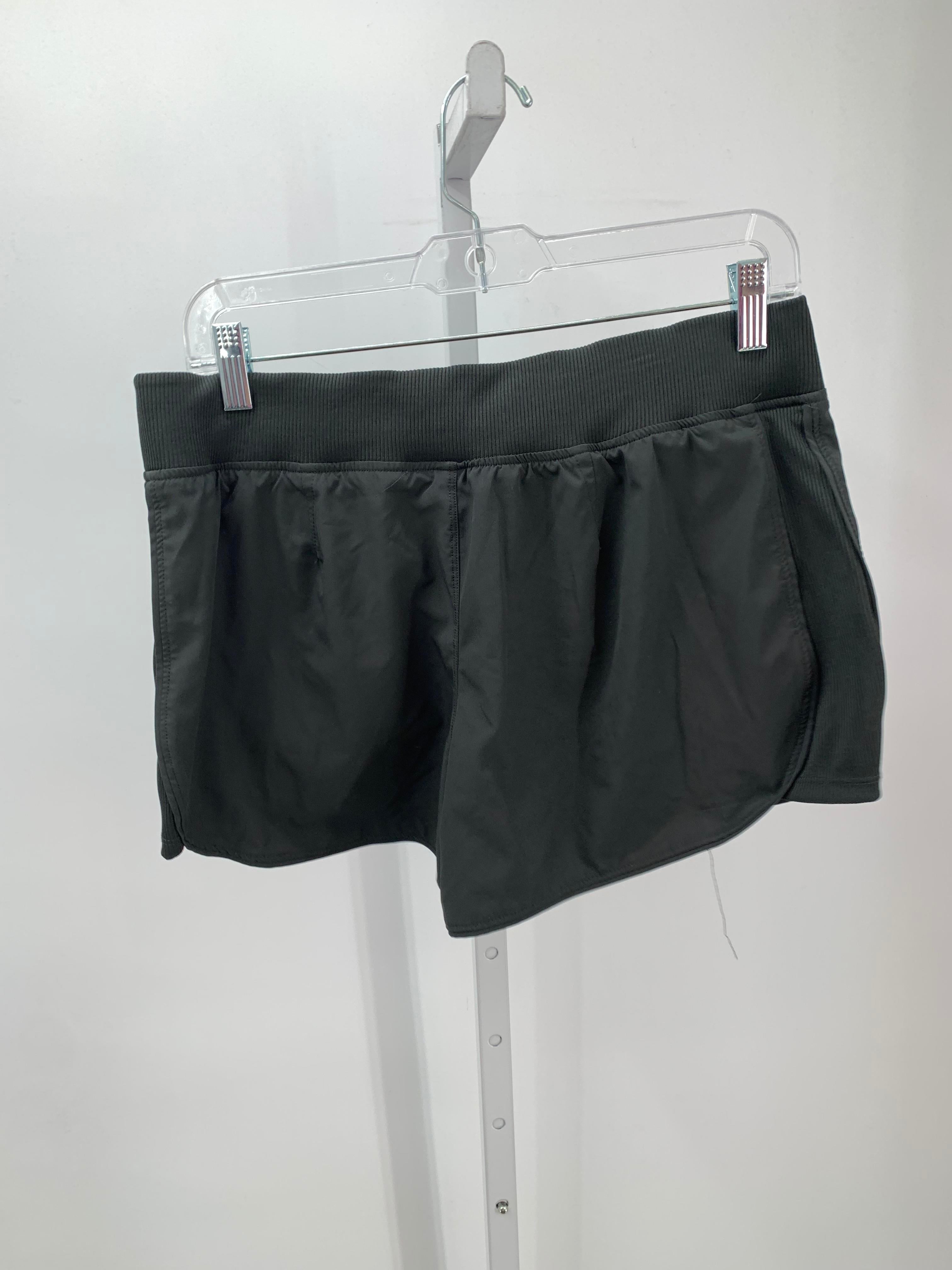 Size Medium Misses Shorts
