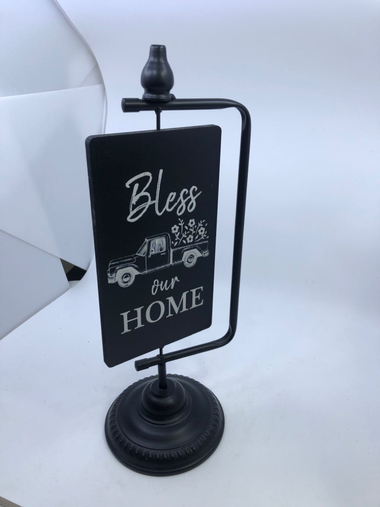 2-SIDED SIGN WELCOME TO OUR HAPPY PLACE SHEEP W/BLACK METAL BASE.