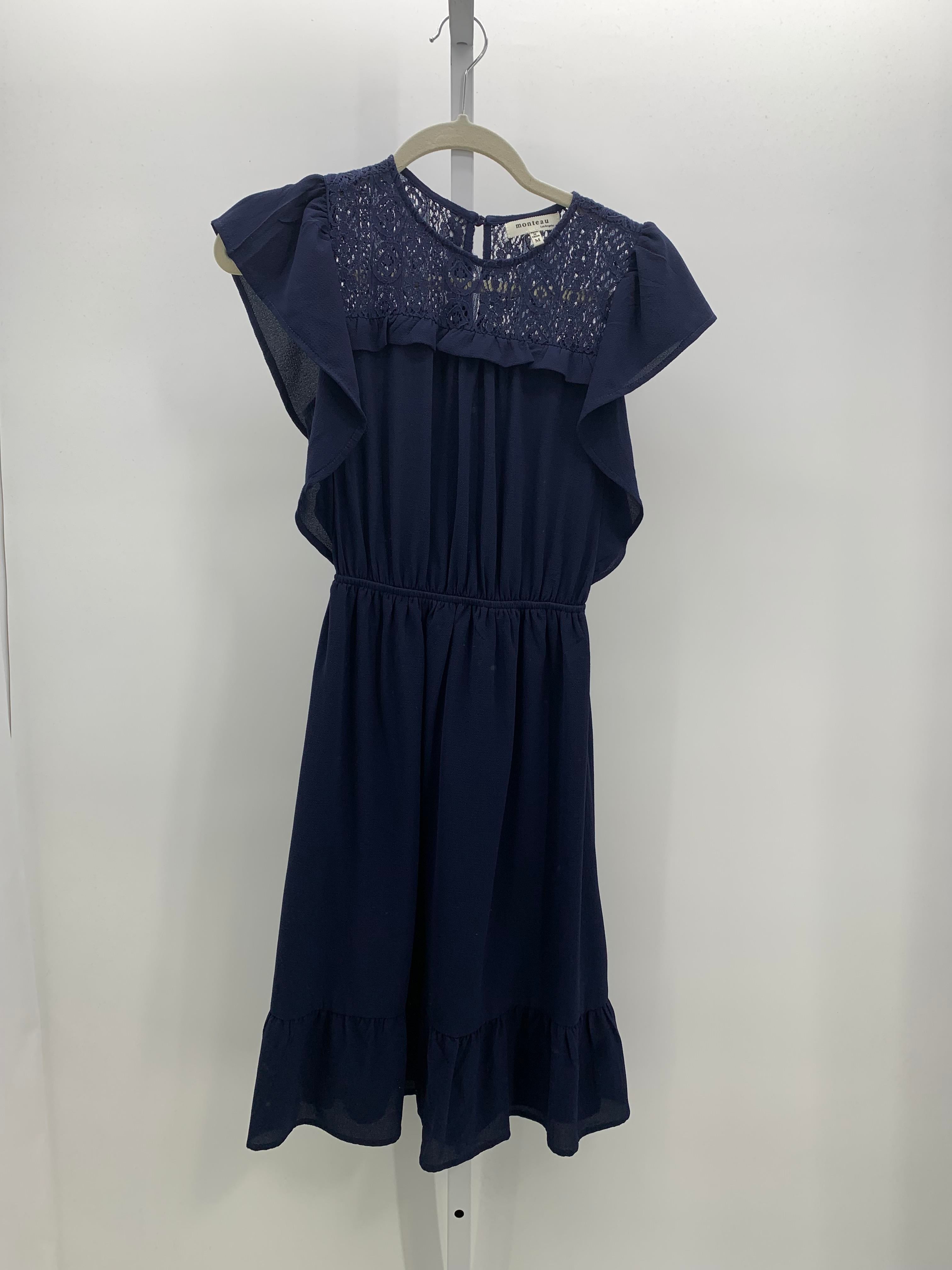 monteau Size Medium Misses Short Sleeve Dress