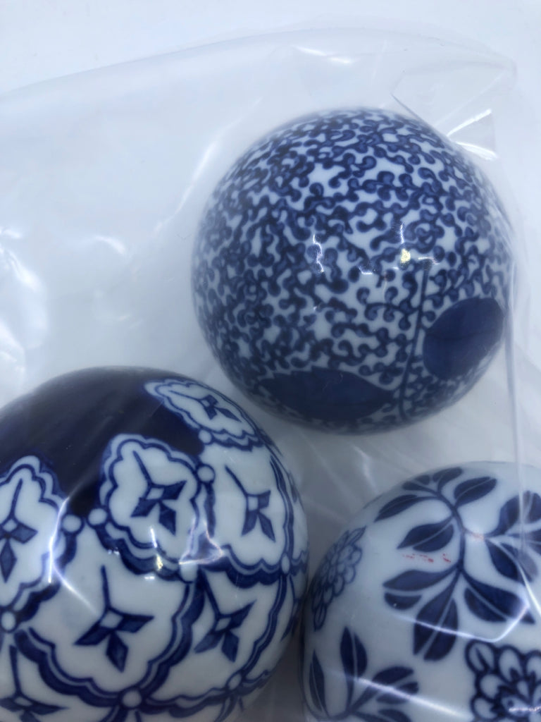 3 BLUE/WHITE FLORAL CENTERPIECE FILLER BALLS.