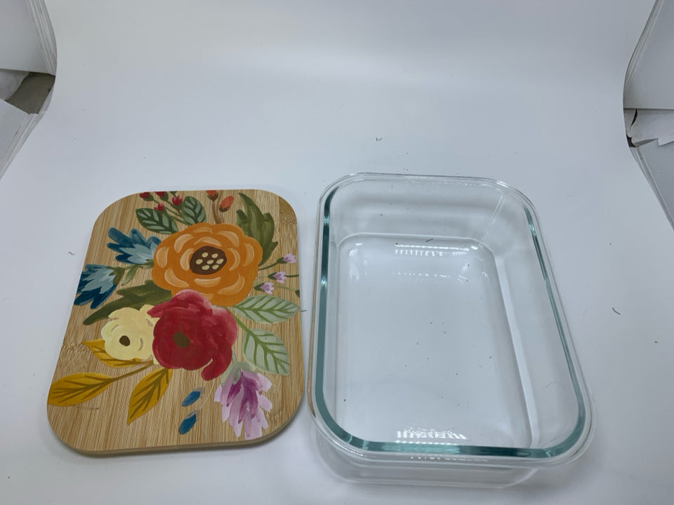 RECTANGLE GLASS FOOD STORAGE W/ FLORAL LID.