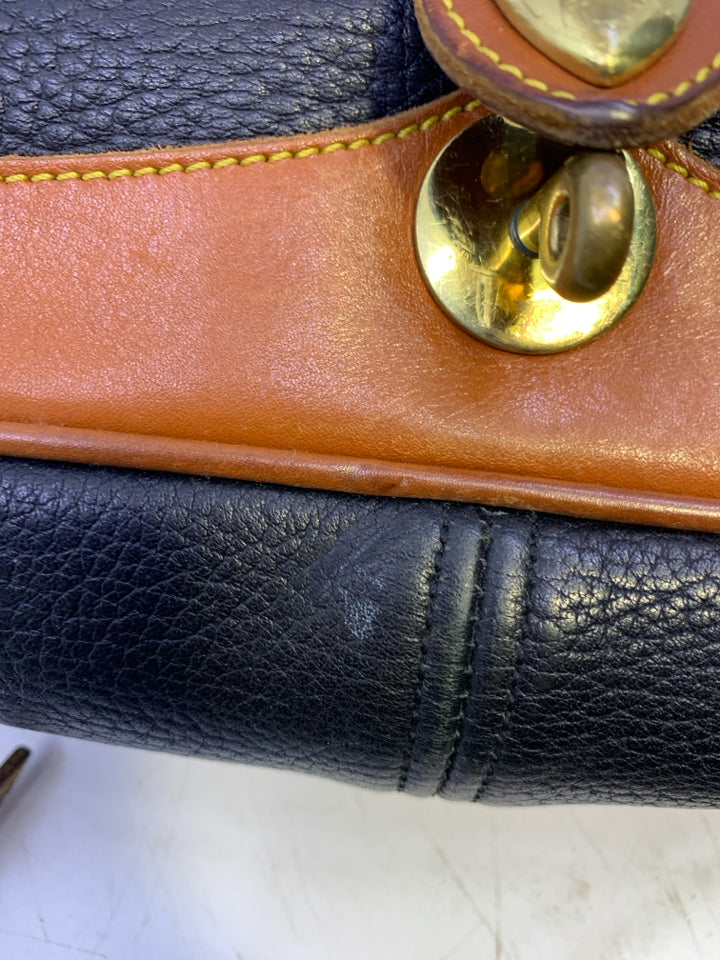 Vintage Dooney & Bourke All Weather Leather Carrier Shoulder Bag *Signs Of Wear/