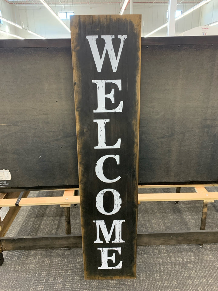 LARGE "WELCOME" SIGN - BLACK.
