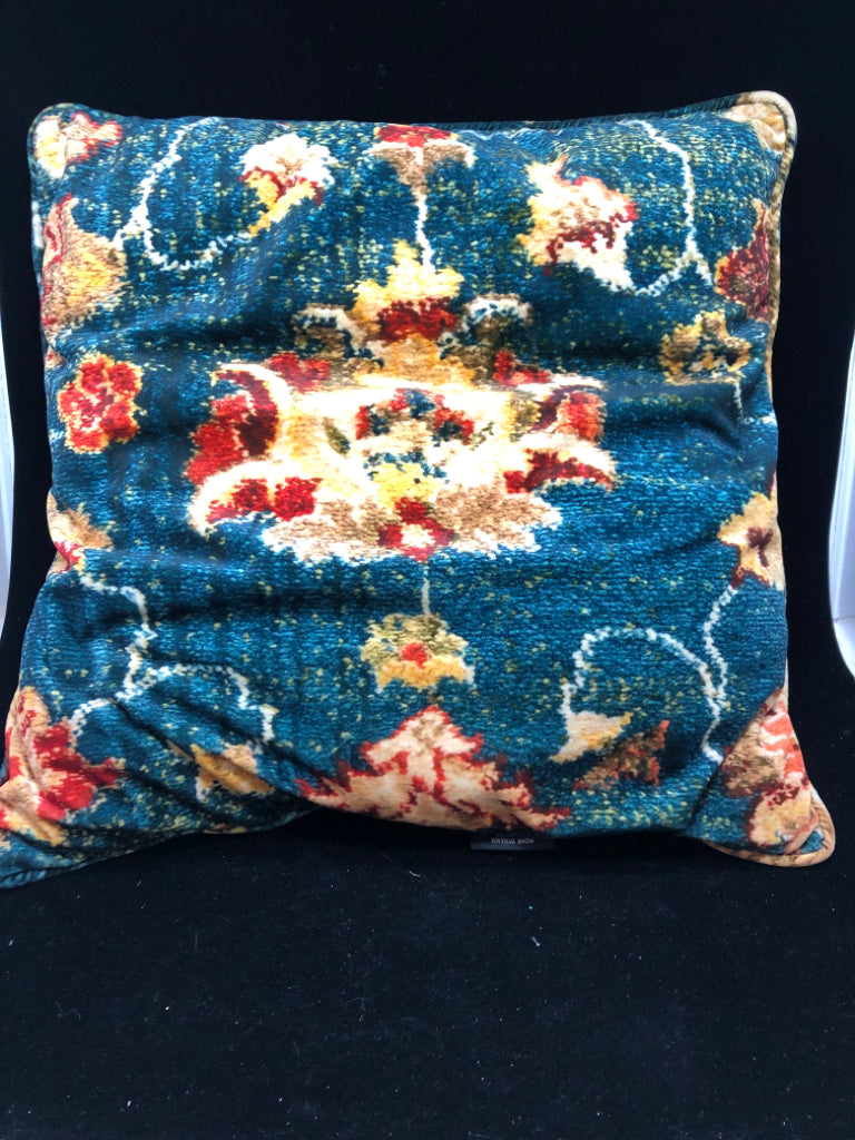 DARK GREEN W/ YELLOW RED FLOWERS PILLOW LAURA HIL.