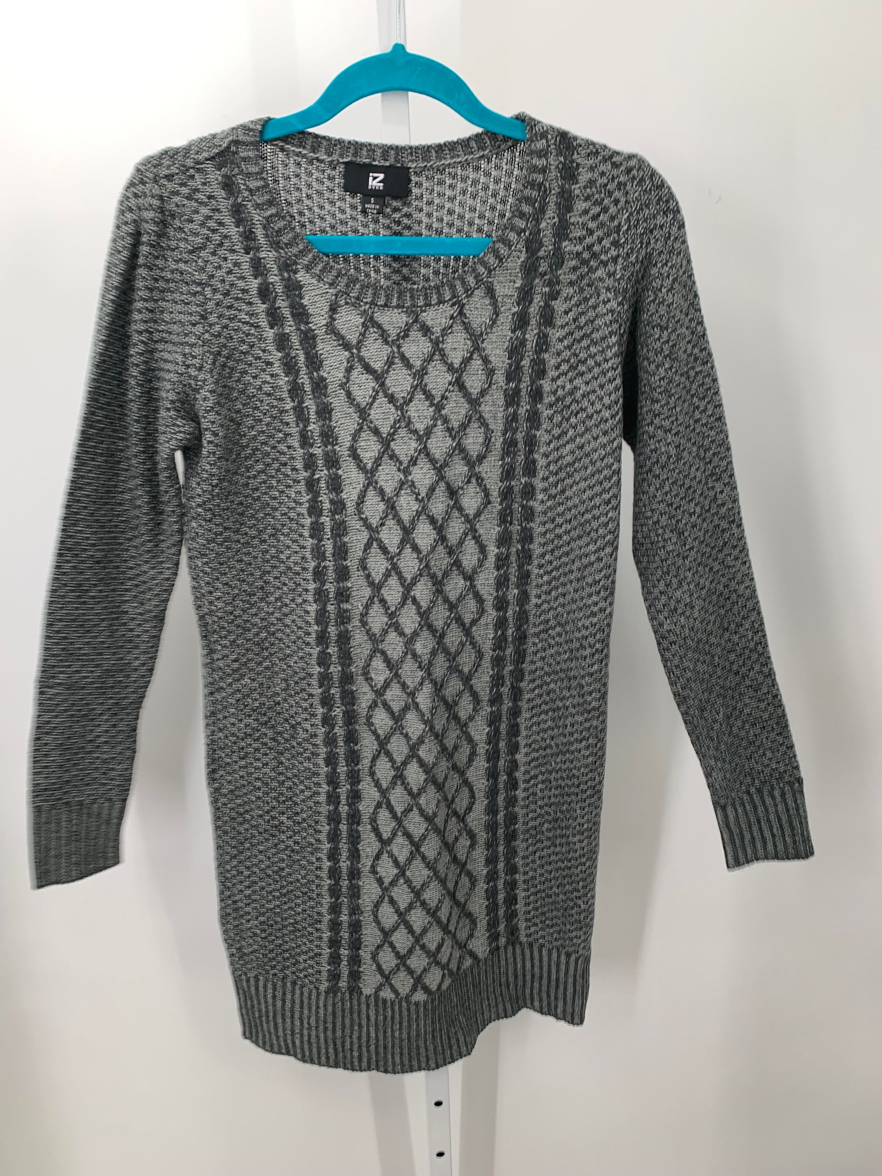 IZ Byer Size Small Juniors Long Sleeve Dress