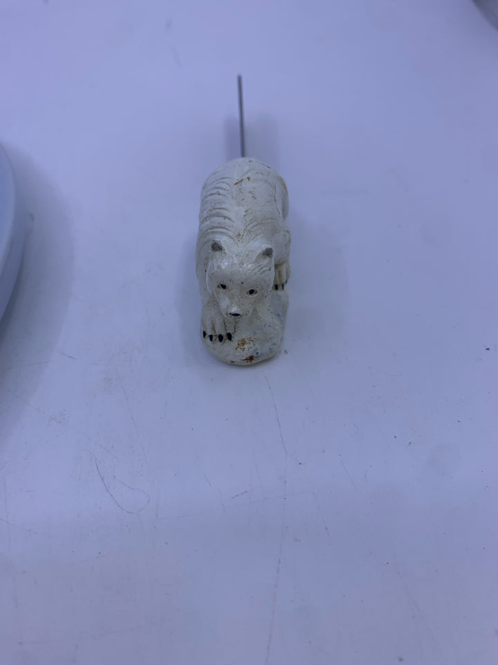 NIB PFALTZGRAFF CHEESE PLATE W POLAR BEARS.