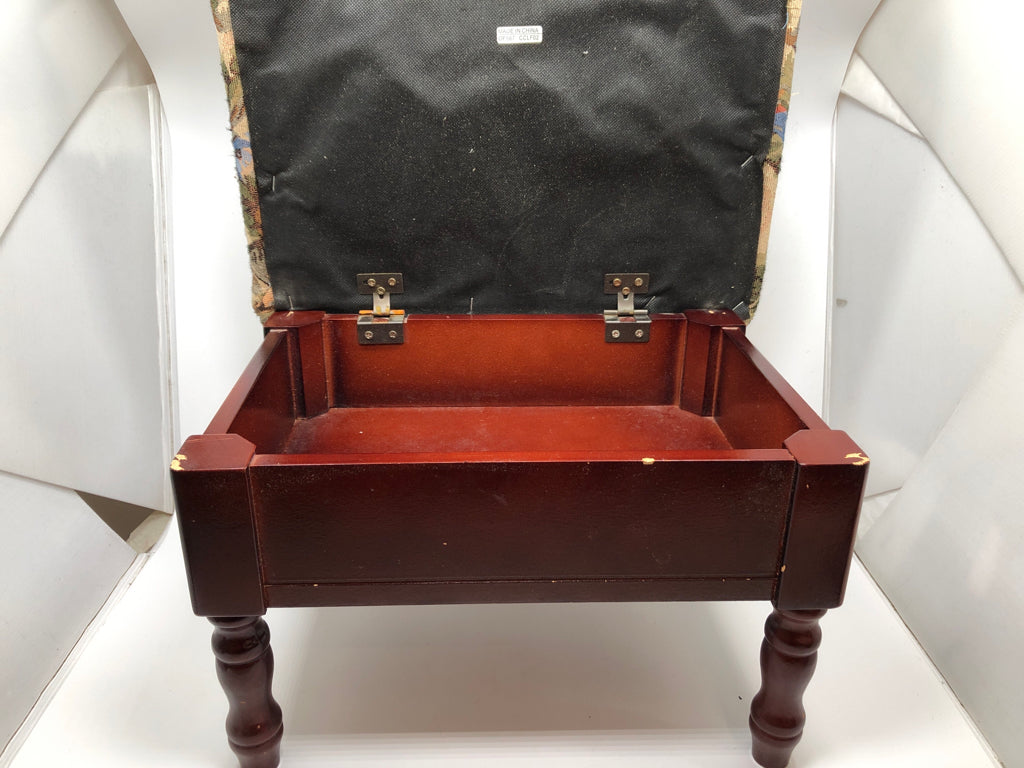 VTG TAN FLORAL UPHOLSTERED STOOL W/WOOD BASE AND STORAGE.