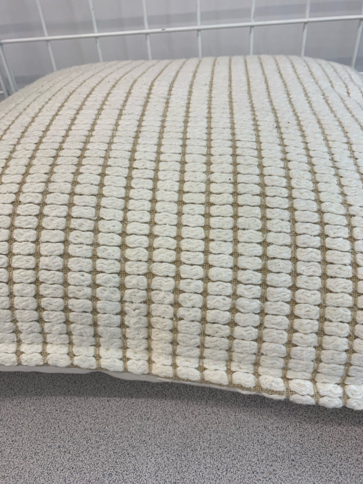 WHITE COTTON STITCHED PILLOW BY WELL DRESSED HOME.