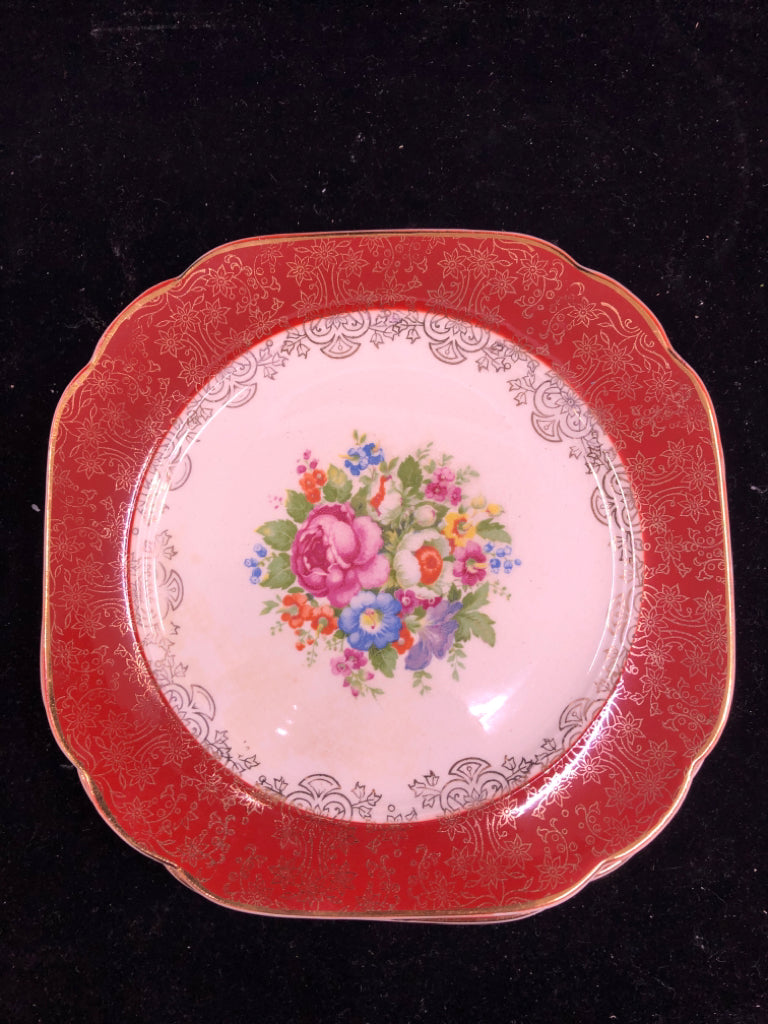 38 PC VTG RED W GOLD ACCENTS AND FLORAL SERV FOR 4.