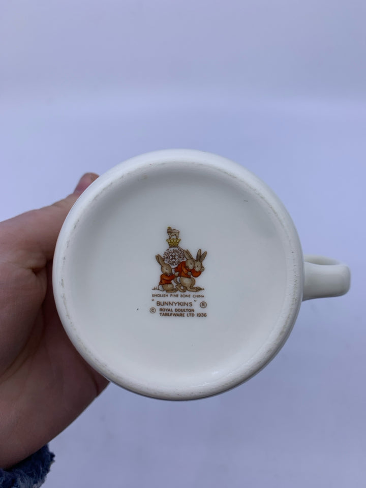 BUNNYKINS ROLLER SKATING THEMED MUG.