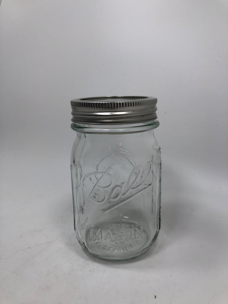 GLASS BALL MASON JAR W/SCREW LID.