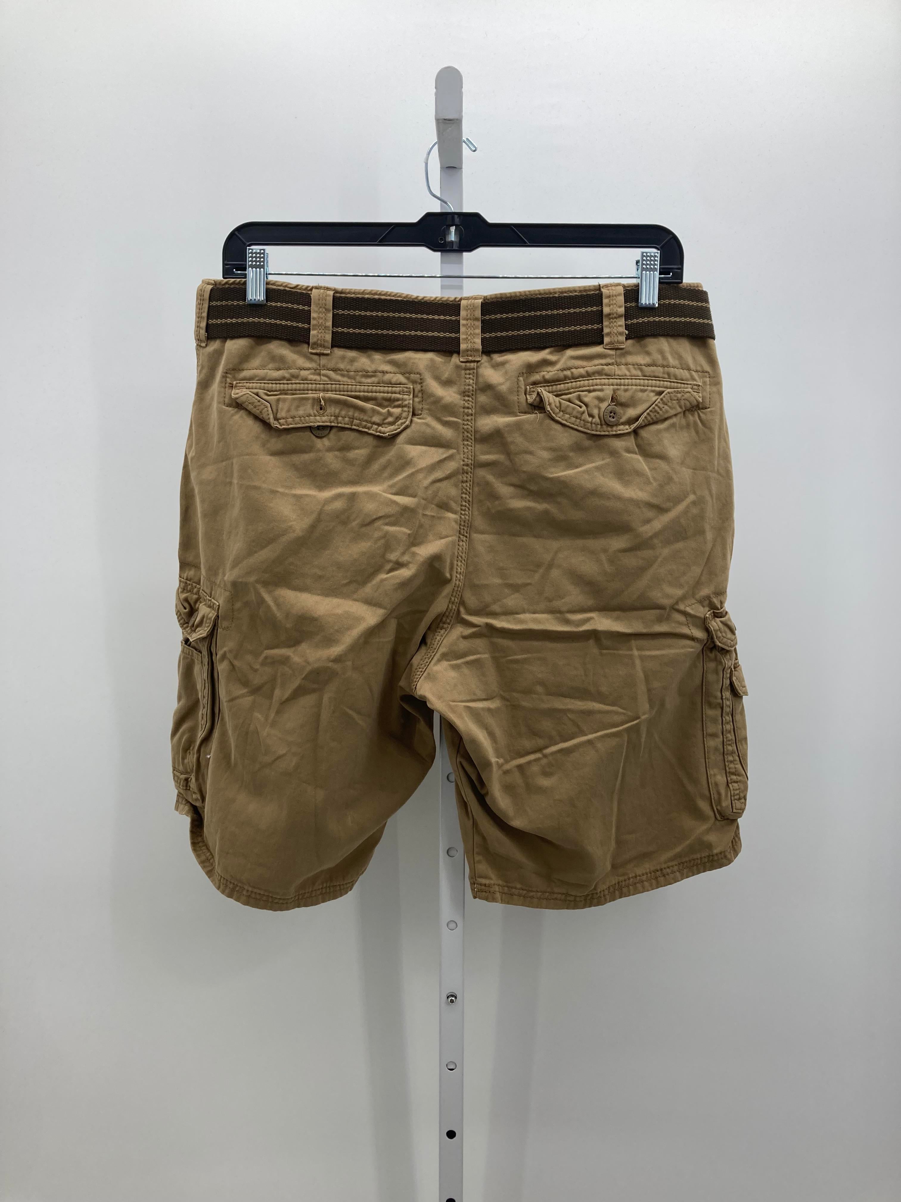 CARGO SHORTS WITH BELT