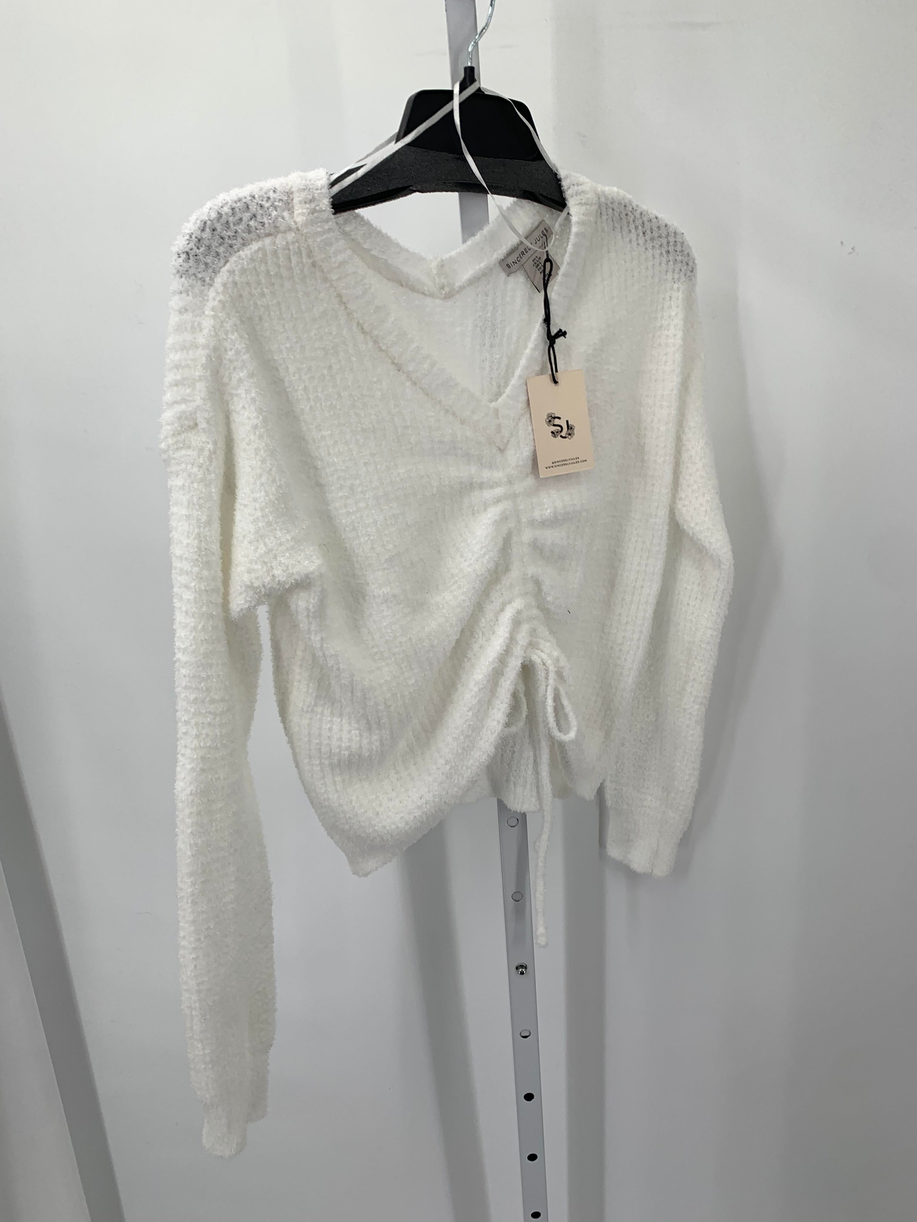 Size Large Juniors Long Sleeve Sweater