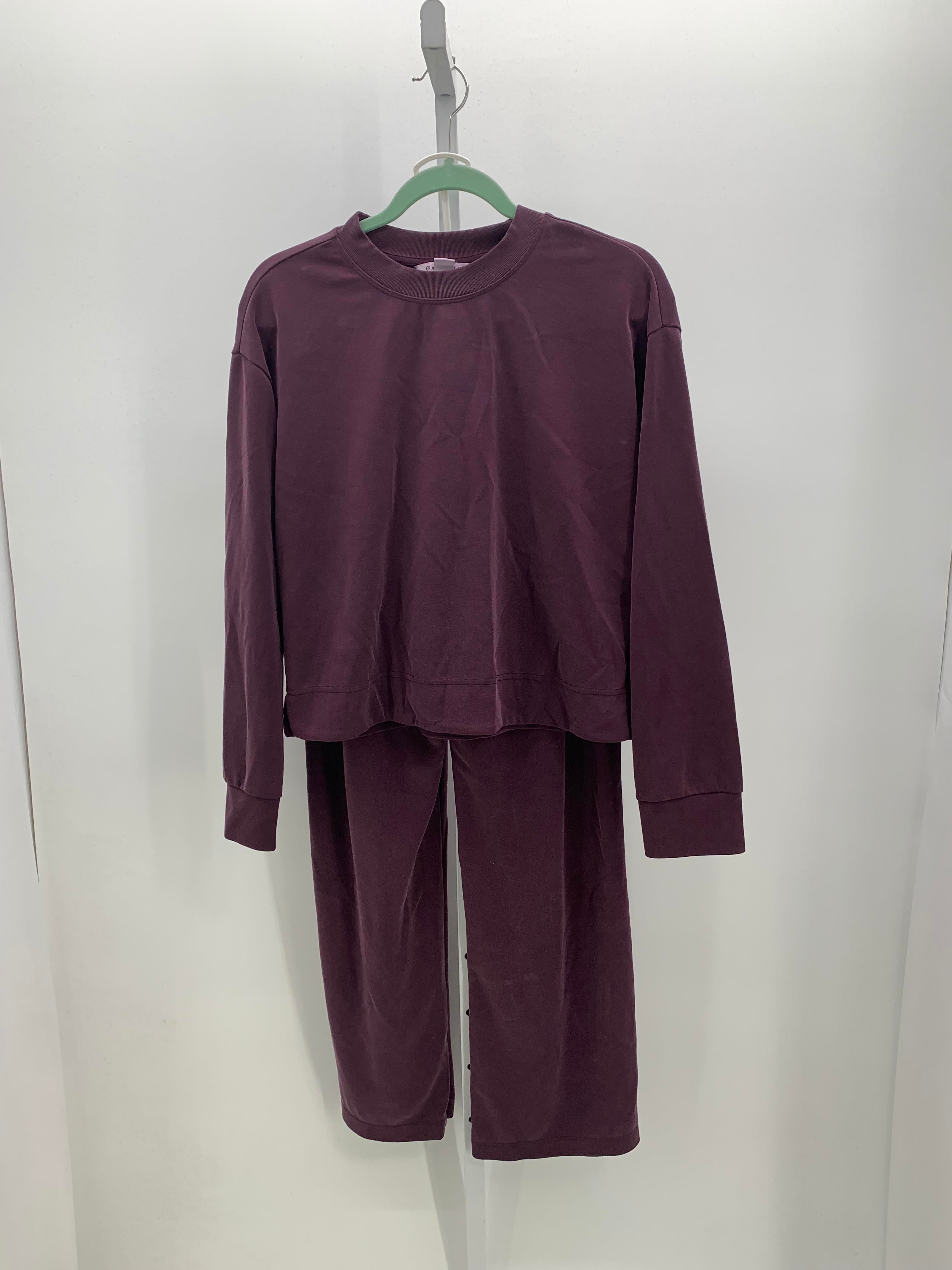 Athleta Size Small Misses 2 Piece