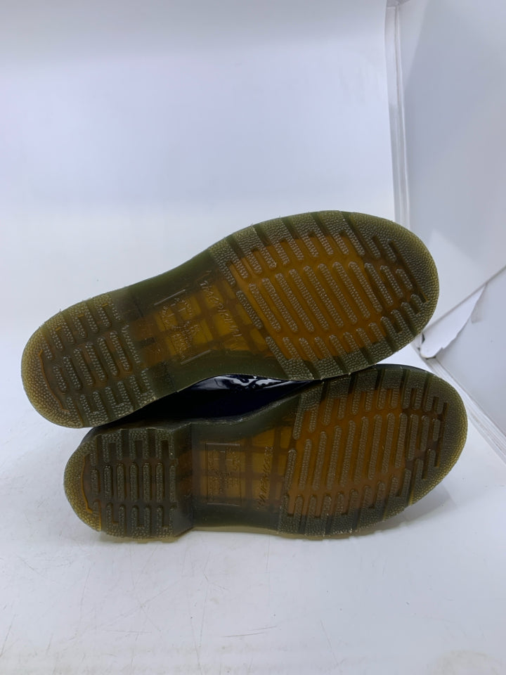Dr. Martens Size 5 Juniors Boots