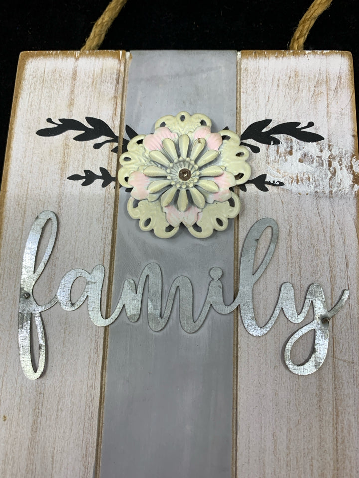 DISTRESSED WOOD "FAMILY" MAKES A HOUSE A HOME WALL HANGING.