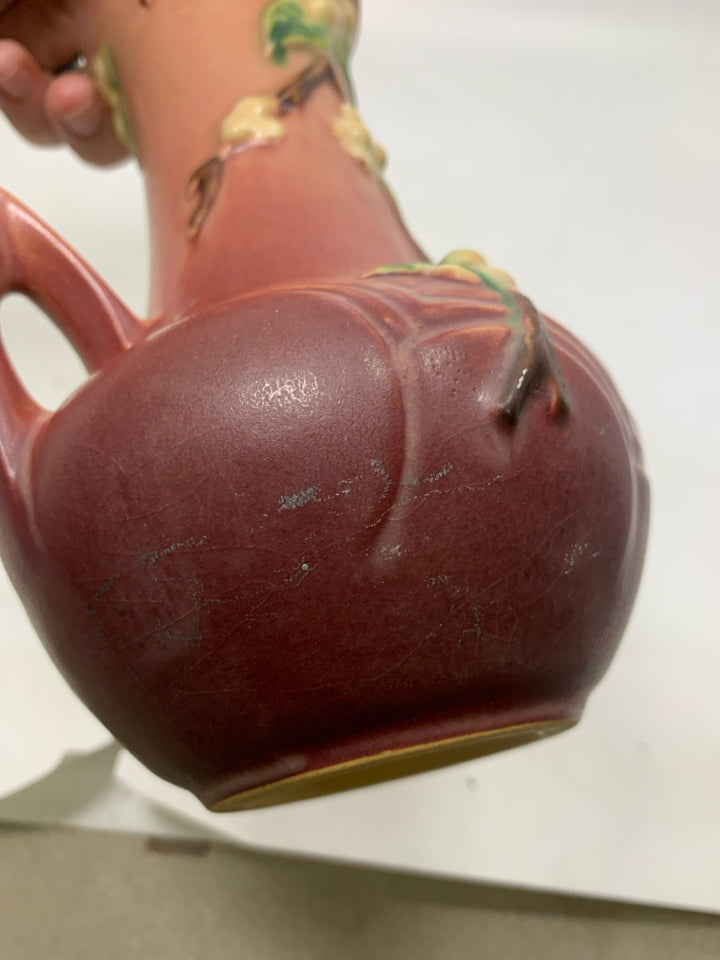 VTG SNOWBERRY VASE W/ DOUBLE HANDLE.